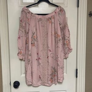 Coco Jaimeson size small dress. Very cute! Can be worn off or on shoulders.